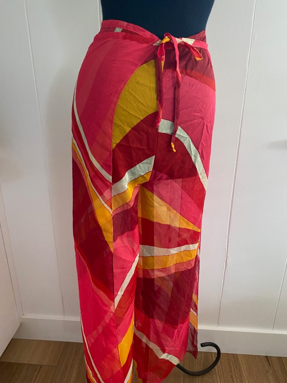 Pinto, Como Italy, Sheer Bathing Suit Spa Cover-up, Bright Pink, Red and Orange